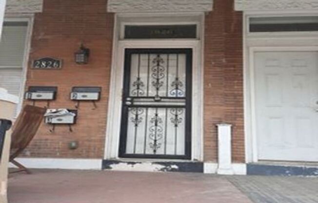 2826 W Oxford St.