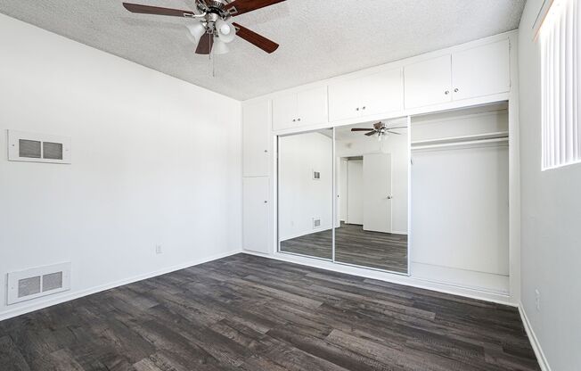 1 bed, 1 bath, $1,950, Unit 14