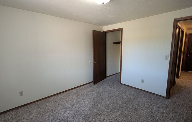 2 beds, 2 baths, 1,074 sqft, $1,209, Unit 2970-093