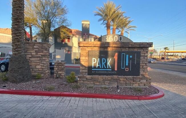 CUTE REMODELED ONE BEDROOM UNIT IN GATED COMMUNITY!