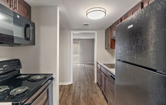 2 beds, 1.5 baths, 1,050 sqft, $1,200, Unit 5466