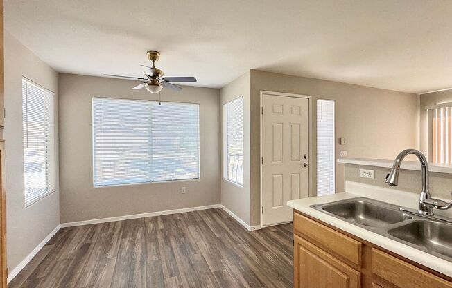 2 beds, 2 baths, $1,210, Unit # 2089