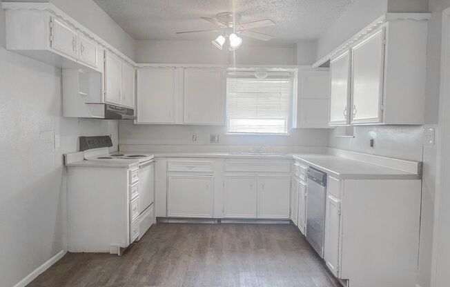 5416 49th St - Office Space in this 3 Bedroom Home!