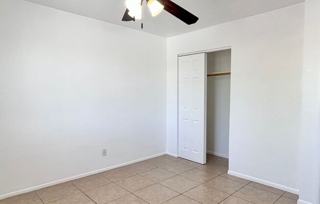 2 beds, 1 bath, $1,195, Unit 208