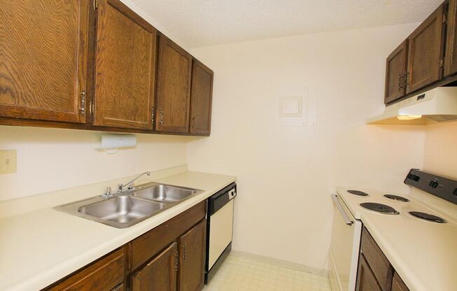2 beds, 1 bath, 800 sqft, $1,150, Unit 2852 C