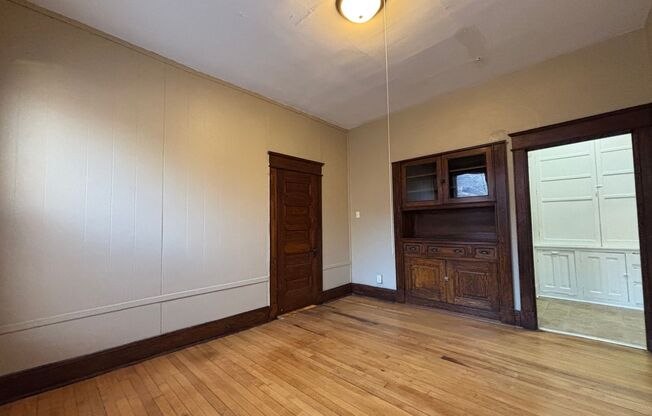 1 bed, 1 bath, 433 sqft, $899, Unit 10A
