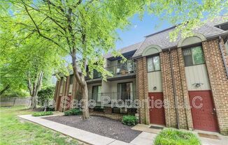768 PUTNAM BLVD