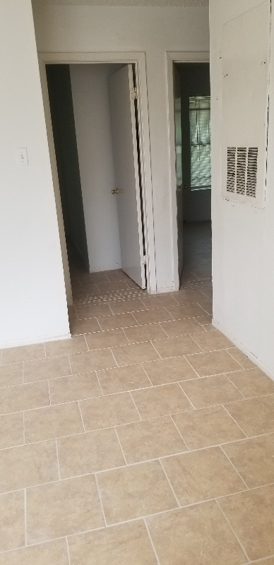 4223 WOODMANOR