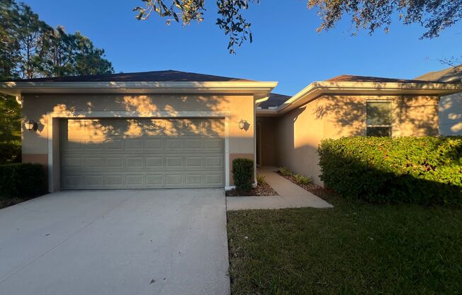 Beautiful 3 Bedroom 2 Bathroom Home, with Scenic Backyard View. Ormond Beach in Hunter's Ridge Community