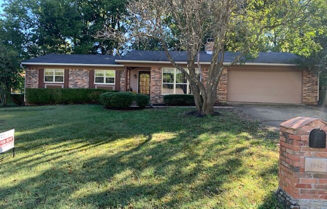 4 BR East Fayetteville Charmer