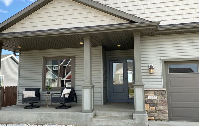 Brand New Luxury Home 4bed/3bath