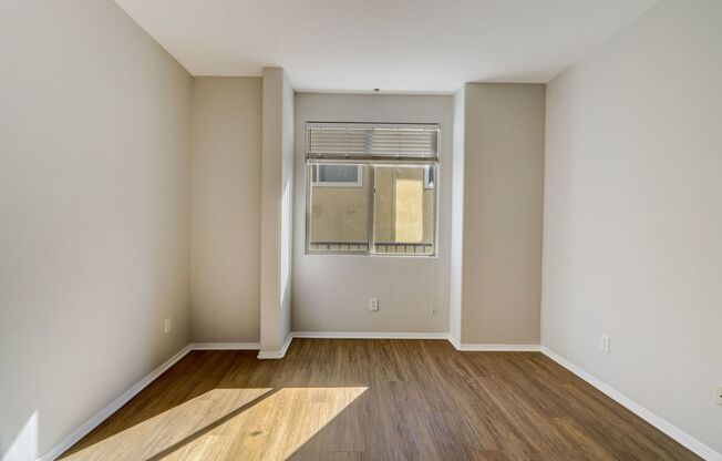 1 bed, 1 bath, 774 sqft, $2,848, Unit 114