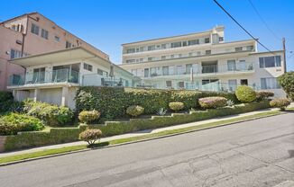 3811 Bluff