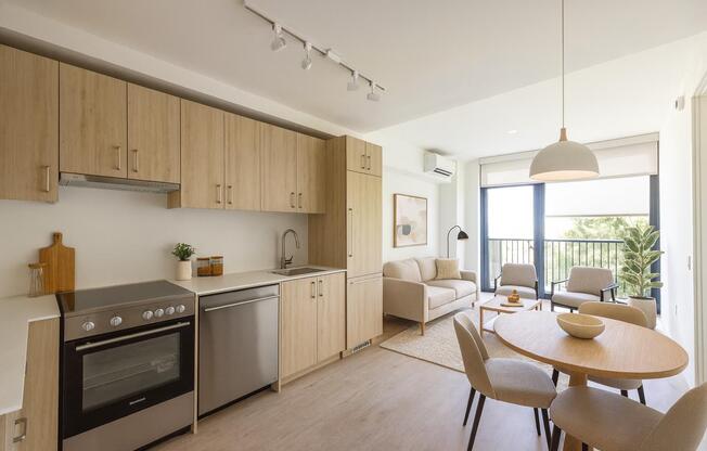 2 beds, 1 bath, $4,995, Unit 623