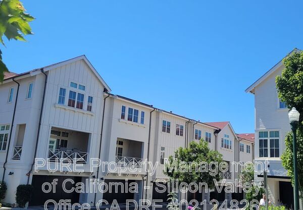126 LOTTIE LN