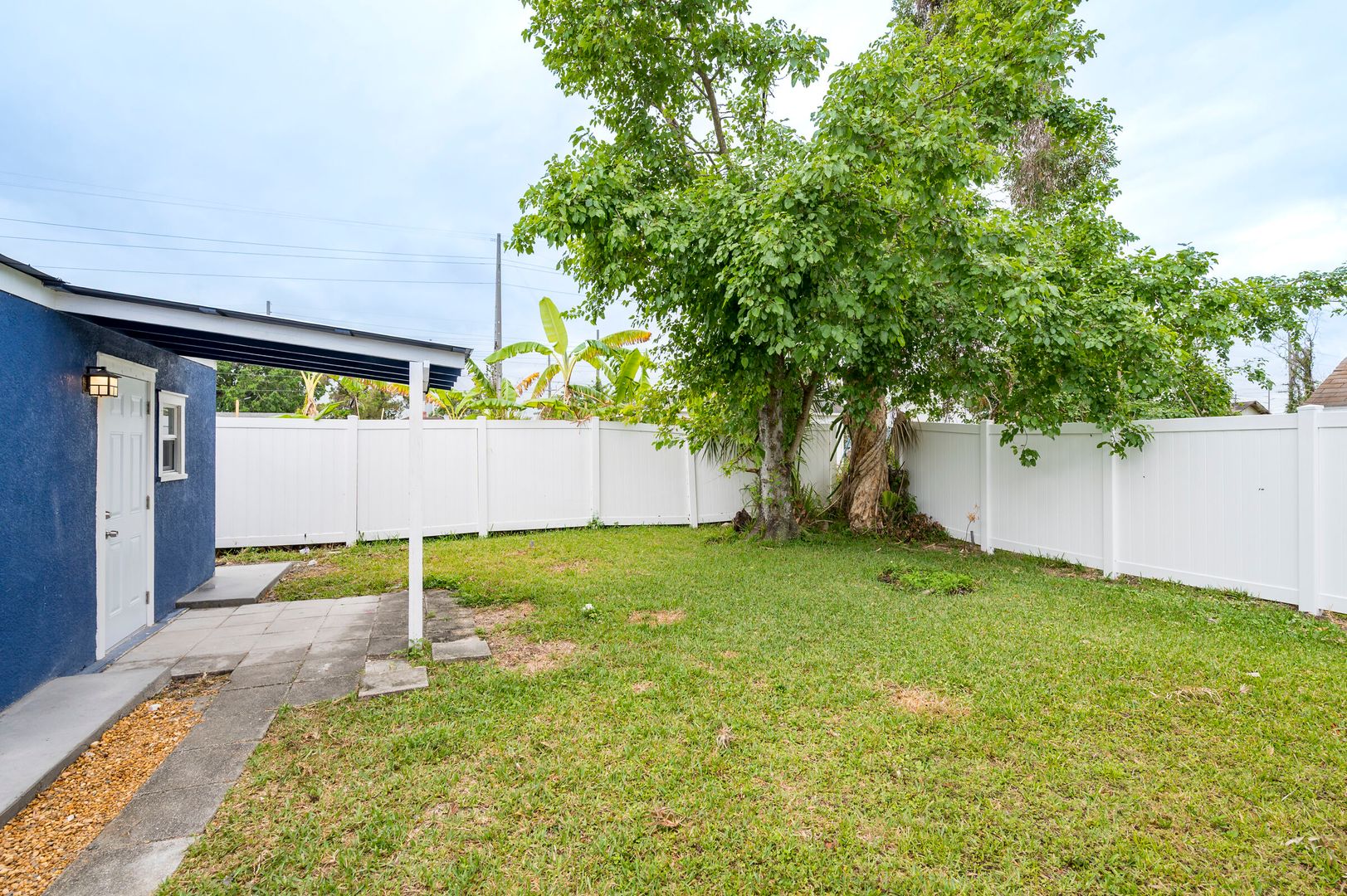 2017 Oceanview Place