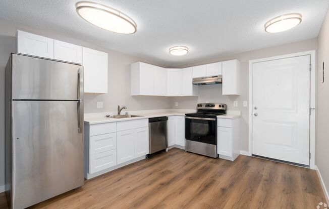 1 bed, 1 bath, 680 sqft, $1,100, Unit 15