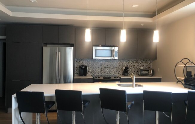 2 beds, 2 baths, 700 sqft, $3,495, Unit 605
