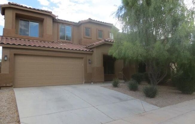 Large two story home in San Tan Heights!