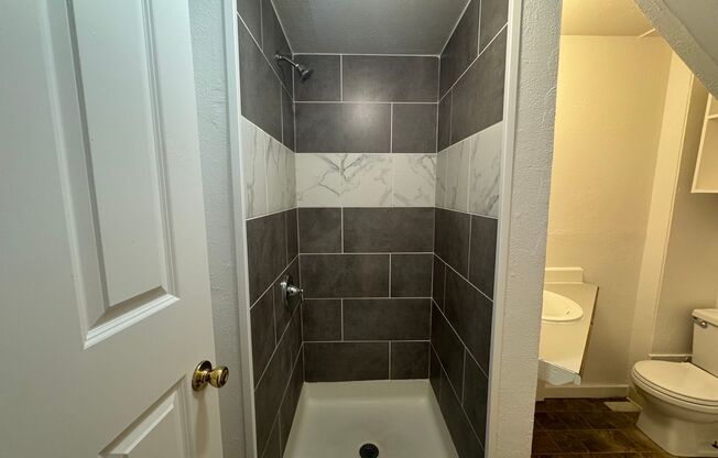 1 bed, 1 bath, 600 sqft, $895, Unit A102