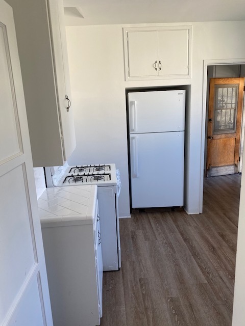 3 beds, 1 bath, $4,295