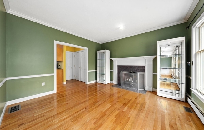 1 GLENBROOK RD