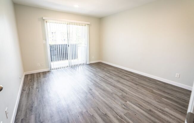 3 beds, 2 baths, 1,195 sqft, $3,498, Unit 401