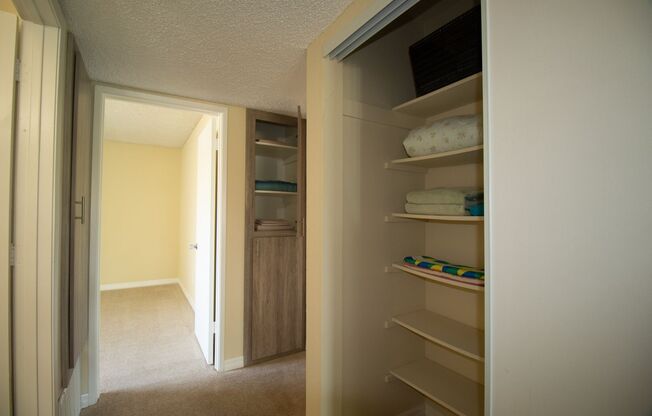 2 beds, 2 baths, 810 sqft, $2,875, Unit F-7