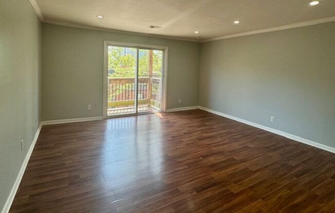 Welcome to 4524 Holly Street Unit #23