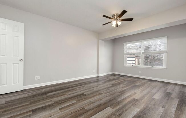 2 beds, 2 baths, 900 sqft, $1,050, Unit 303