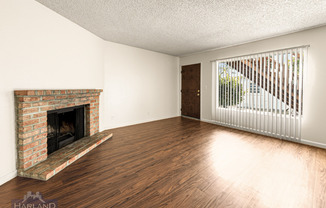 2112 2114 THOMAS AVE