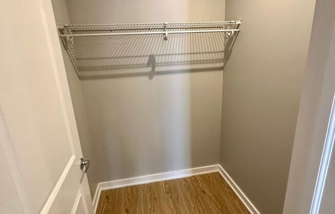 2 beds, 2 baths, 900 sqft, $2,050, Unit 3D