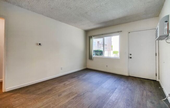 1 bed, 1 bath, 407 sqft, $1,695, Unit 0001