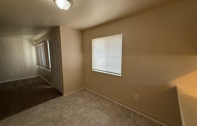 5919 Clover Manor Way - Sacramento 95824