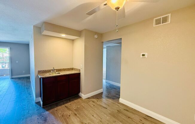 2 beds, 2 baths, $1,600, Unit # 245