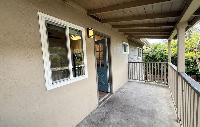 2 beds, 1 bath, 800 sqft, $2,295, Unit 4
