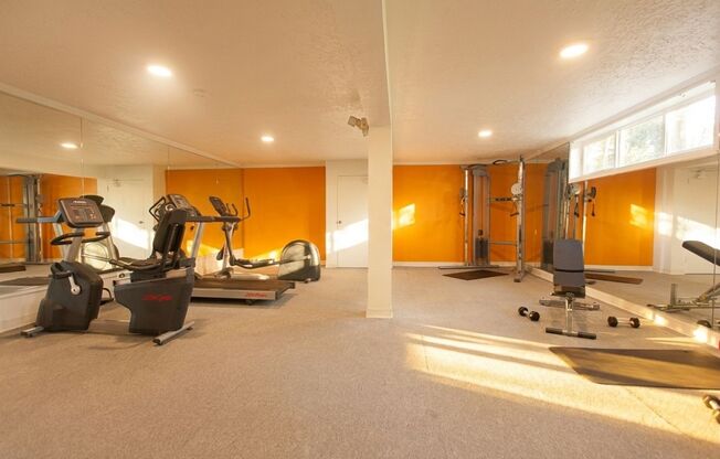 2 beds, 1.5 baths, 728 sqft, $1,550, Unit 308