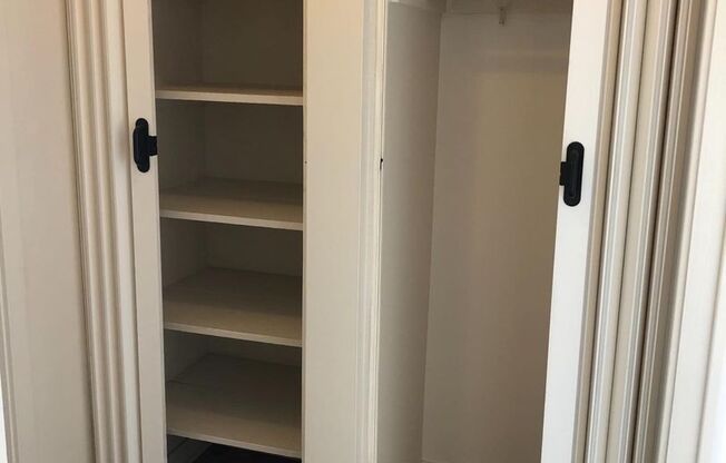 1 bed, 1 bath, 580 sqft, $655, Unit 1300-1206