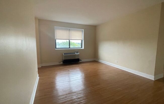 1 bed, 1 bath, 506 sqft, $975