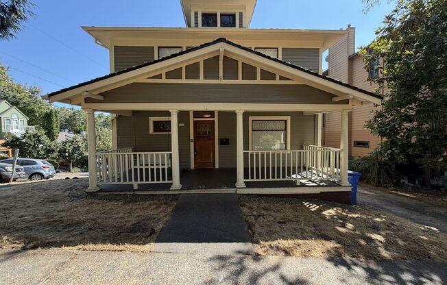 5-Bedroom Home in SW Portland! Hardwood floors, spacious deck, full basement, separate entry for bikes.
