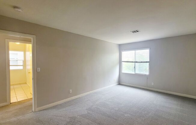3 beds, 2.5 baths, $1,700