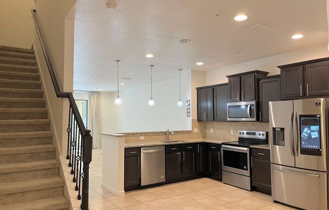 1288 PAVIA DR