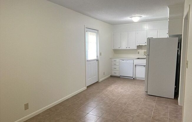 2 Bedroom in Historical Gallatin!