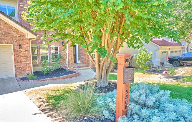 Mission Ridge beauty-4 bedroom 3 1/2 bath-guard gated community