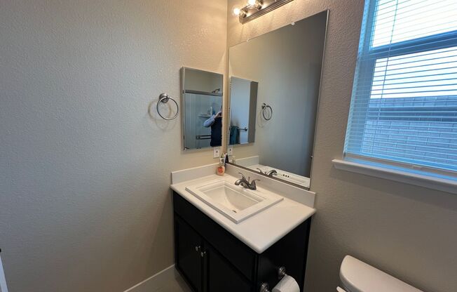 3 beds, 2 baths, $2,795