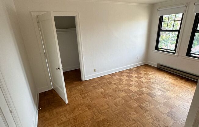 2 beds, 1 bath, 940 sqft, $2,795, Unit 604