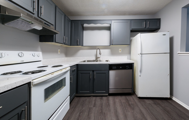 Spacious Kitchen | Apartments For Rent in Lexington, KY Triple Crown at Tates Creek