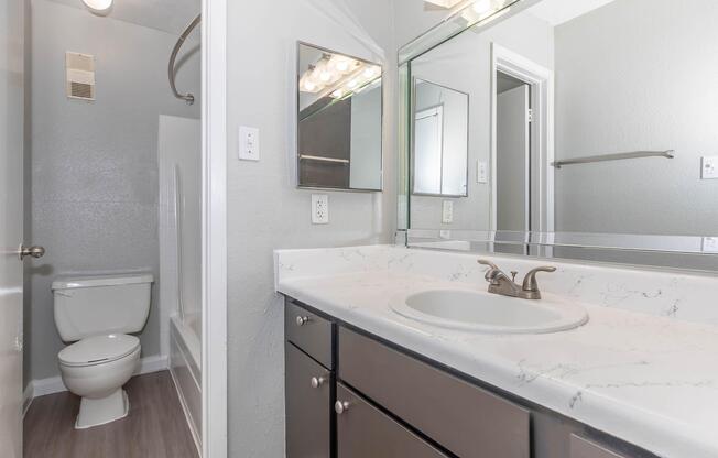 2 beds, 2 baths, 1,076 sqft, $1,220