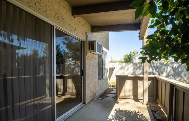 Studio, 1 bath, 360 sqft, $1,450, Unit 96