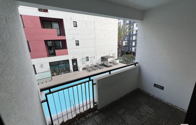 1 bed, 1 bath, 960 sqft, $2,700, Unit 219